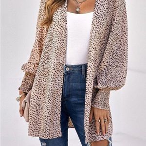 Cheetah print open cardigan with bishop sleeve